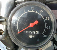 Speedometer of Cyclone with 9999.9 miles displayed